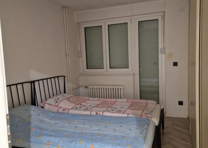 Stan Na Dan Ilidza דירה